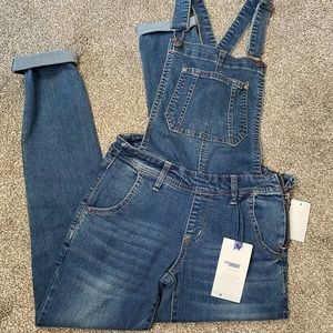 New!  WallFlower Women's Juniors Denim Tomboy Overalls